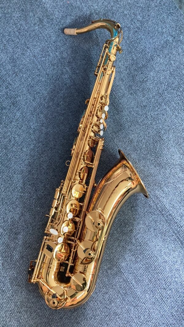 DTS100 Tenor Saxophone — Gold